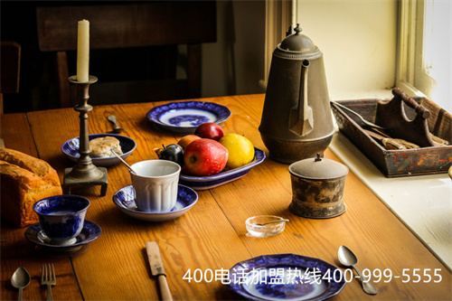 (400电话申请贵吗)(企业进行400电话申请要选择怎样的代理商？)