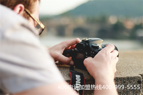 (400电话办理的时候要如何选择服务商?)(400电话申请服务商哪些专业靠谱)